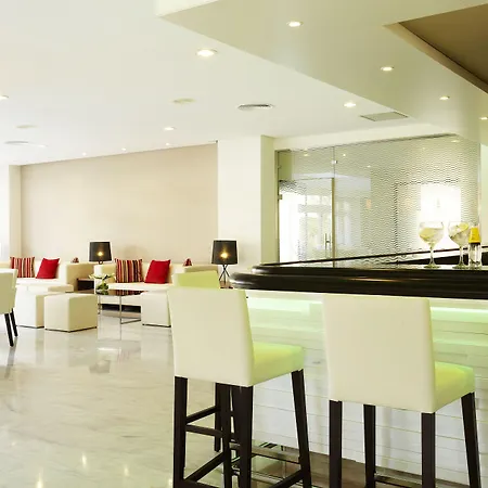 蒙特卡洛集团酒店 4*