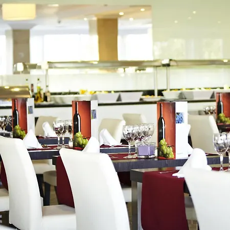 Grupotel Montecarlo 4*
