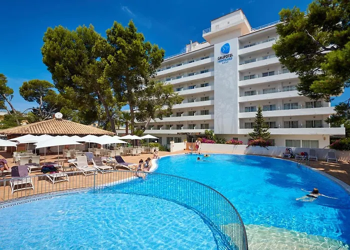 Grupotel Montecarlo 4* Кан-Пікафорт