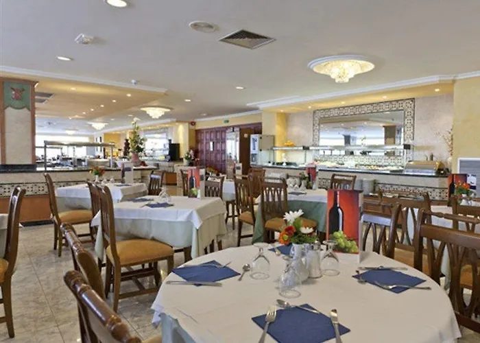 Grupotel Montecarlo 4* Кан-Пікафорт