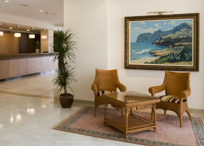 Grupotel Montecarlo Готель Кан-Пікафорт