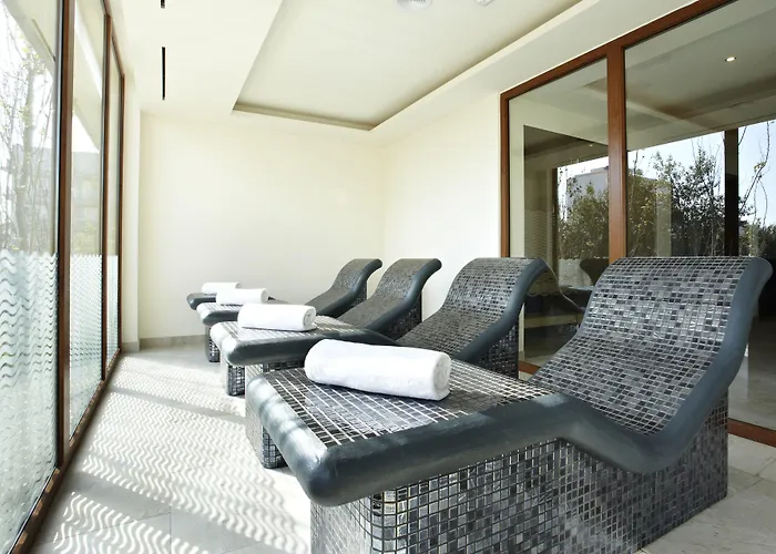 Grupotel Montecarlo 4*