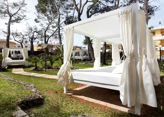 Grupotel Montecarlo 4* Кан-Пікафорт