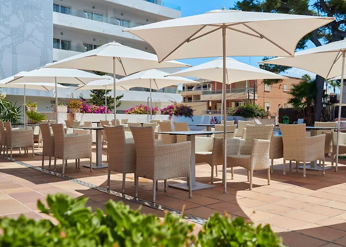 Grupotel Montecarlo 4* Кан-Пікафорт